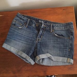 Mossimo Denim Mid Rise Midi short